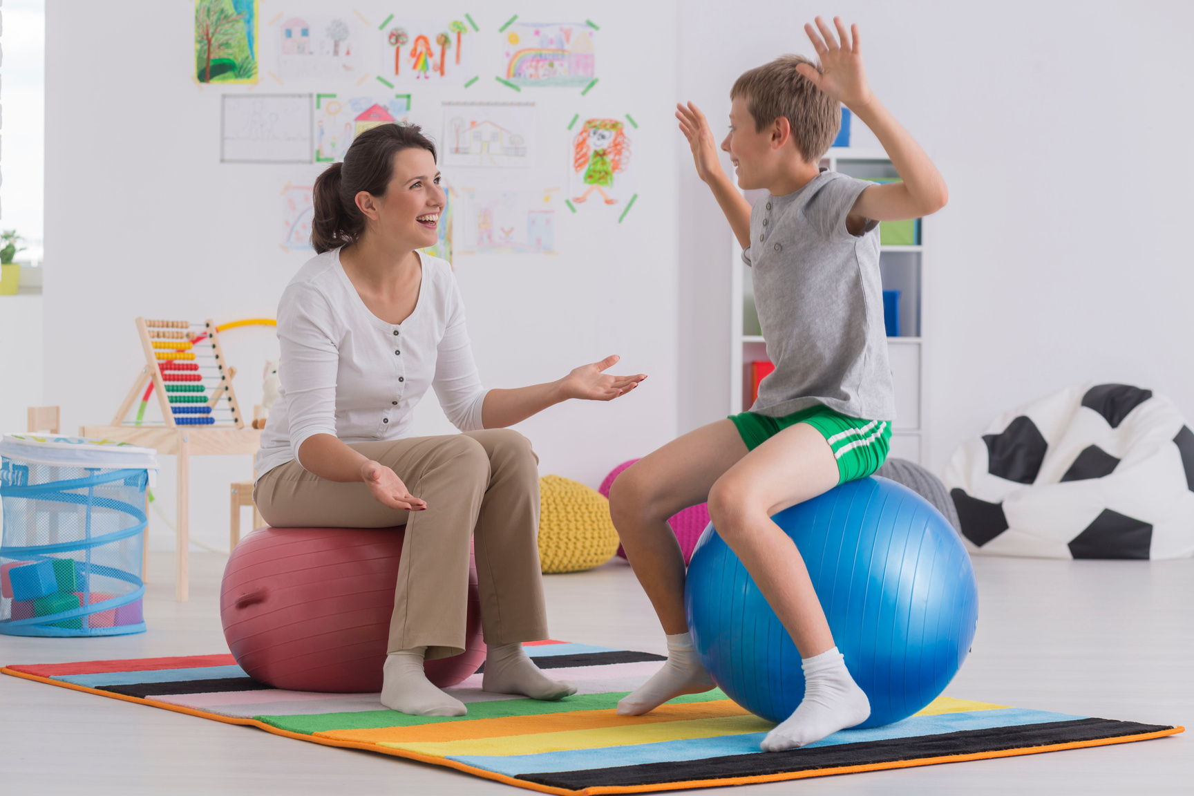 Physiotherapy exercises with stability ball